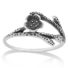 Load image into Gallery viewer, Sterling Silver Single Flower Ring
