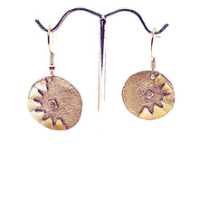 Load image into Gallery viewer, Bits and Pieces Red and White Bronze Circular Earrings