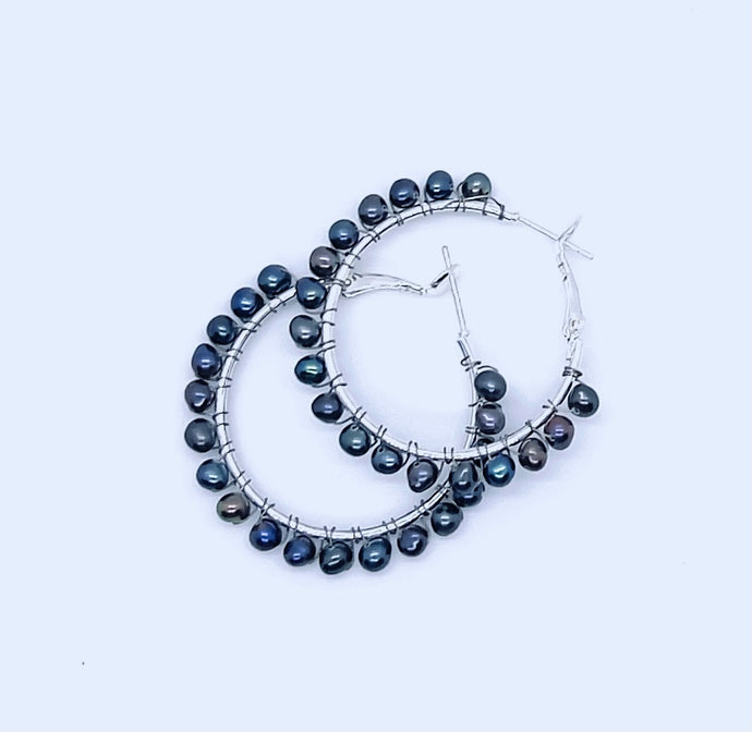 Silver Beaded Hoop Earrings with Black Pearl Beads