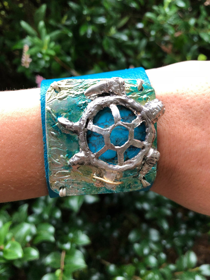 Handmade Turtle Bracelet, sterling silver and turquoise leather,  Harmony Sea Life Series,interchangeable stone with hinged opening